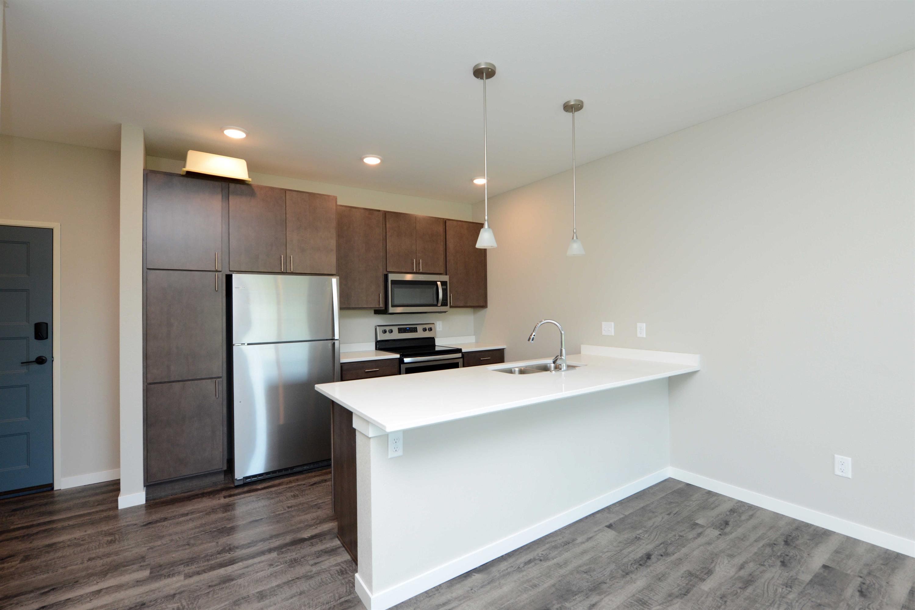 914 15t St. N - 304